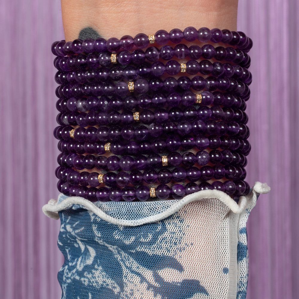 Brilliant Amethyst Bracelet with Yellow Gold & Diamond Disk