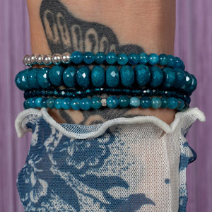 Confident Agate Bracelet with White Gold & Diamond Disk