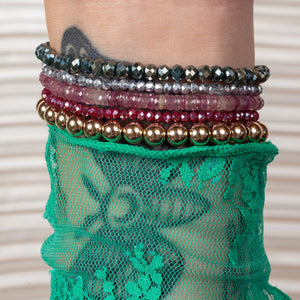 
            
                Load image into Gallery viewer, Glitter Game Itsy Crystal Bracelet
            
        