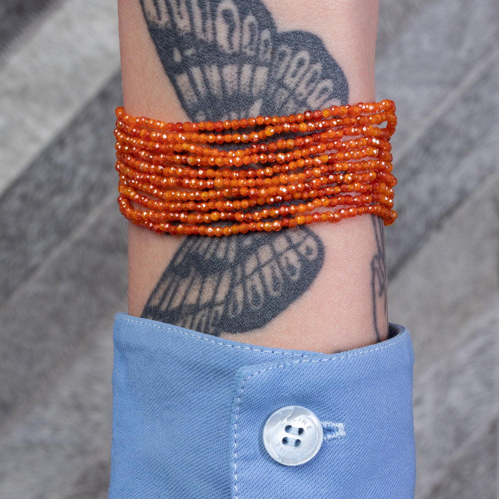Lasso Itsy Carnelian Gemstone Bracelet